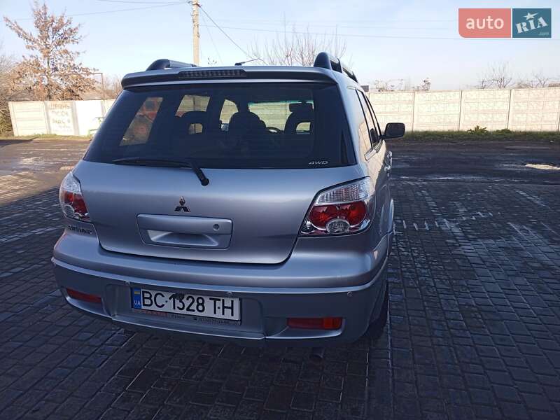 Позашляховик / Кросовер Mitsubishi Outlander 2008 в Кам'янці-Бузькій