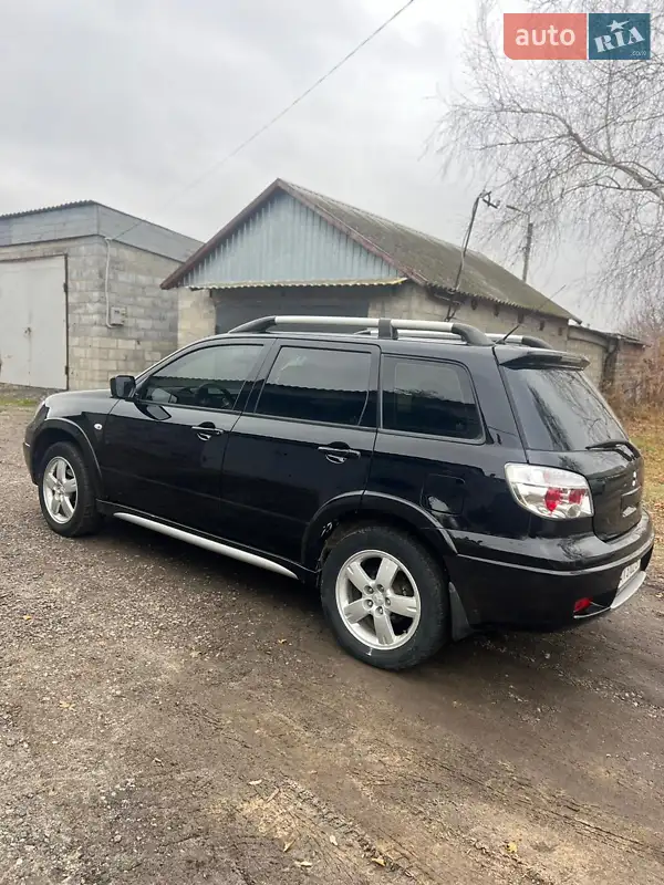 Mitsubishi Outlander