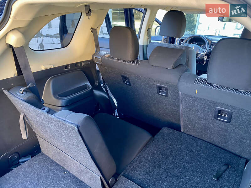 Внедорожник / Кроссовер Mitsubishi Outlander 2017 в Виннице