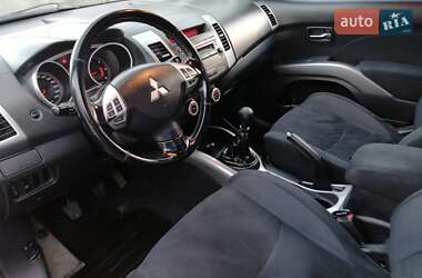 Внедорожник / Кроссовер Mitsubishi Outlander 2009 в Ровно