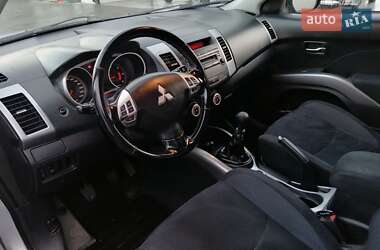 Внедорожник / Кроссовер Mitsubishi Outlander 2009 в Ровно