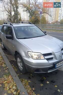 Позашляховик / Кросовер Mitsubishi Outlander 2007 в Києві