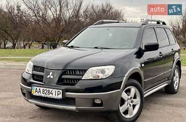 Внедорожник / Кроссовер Mitsubishi Outlander 2005 в Черкассах