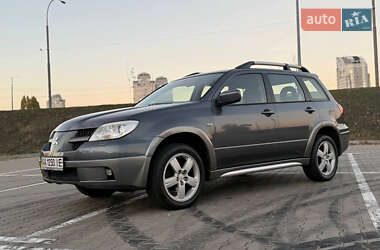 Внедорожник / Кроссовер Mitsubishi Outlander 2006 в Полтаве