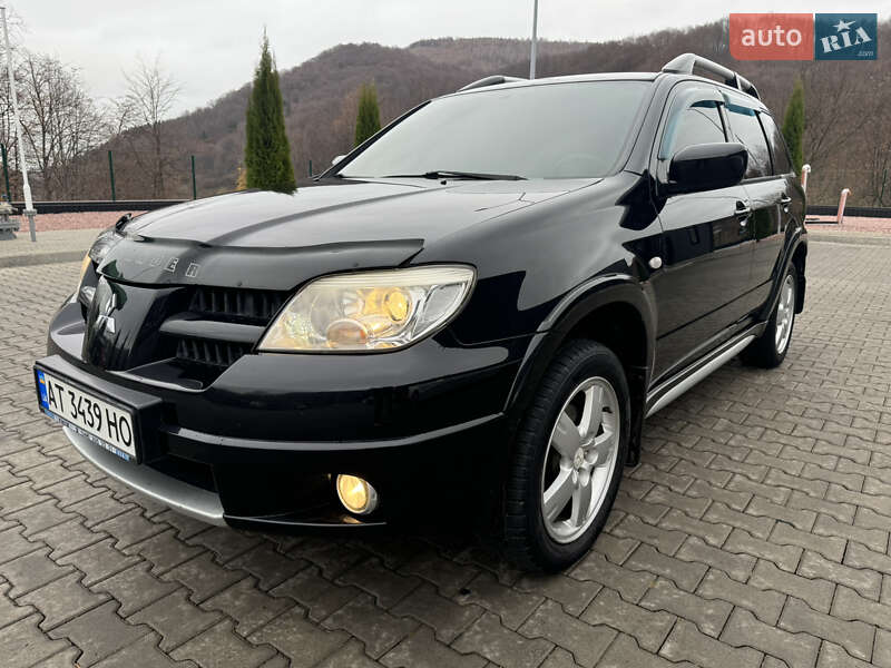 Позашляховик / Кросовер Mitsubishi Outlander 2009 в Івано-Франківську