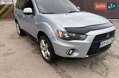 Внедорожник / Кроссовер Mitsubishi Outlander 2010 в Коростышеве