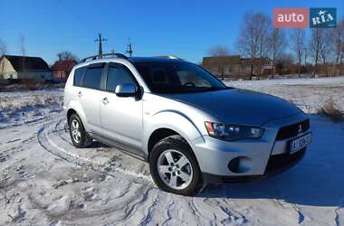 Внедорожник / Кроссовер Mitsubishi Outlander 2009 в Шполе