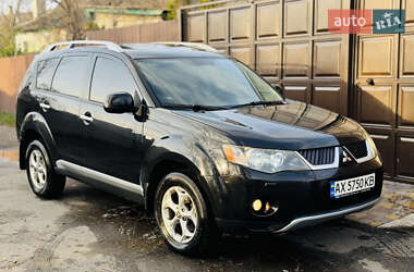 Внедорожник / Кроссовер Mitsubishi Outlander 2008 в Харькове