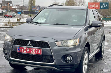 Внедорожник / Кроссовер Mitsubishi Outlander 2011 в Киеве