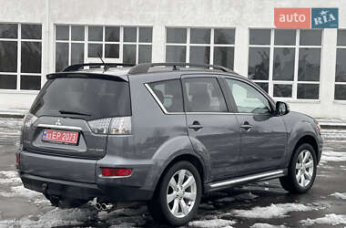 Внедорожник / Кроссовер Mitsubishi Outlander 2011 в Киеве