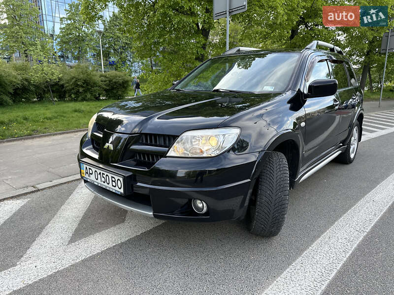 Позашляховик / Кросовер Mitsubishi Outlander 2008 в 