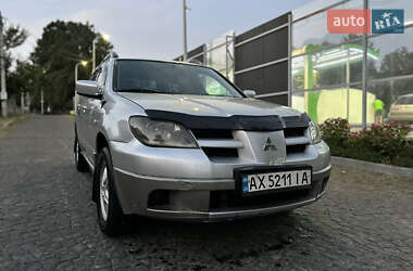 Позашляховик / Кросовер Mitsubishi Outlander 2003 в Хмельницькому