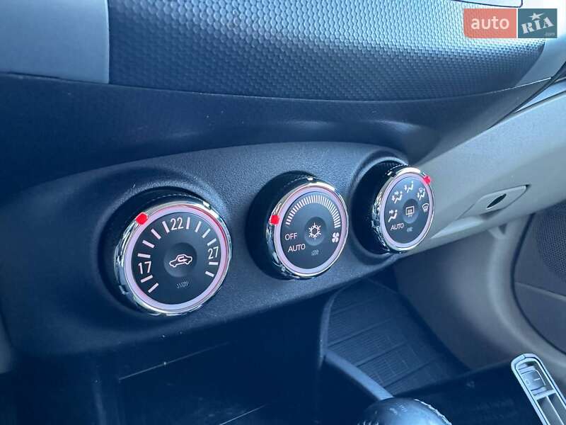 Позашляховик / Кросовер Mitsubishi Outlander 2010 в Івано-Франківську