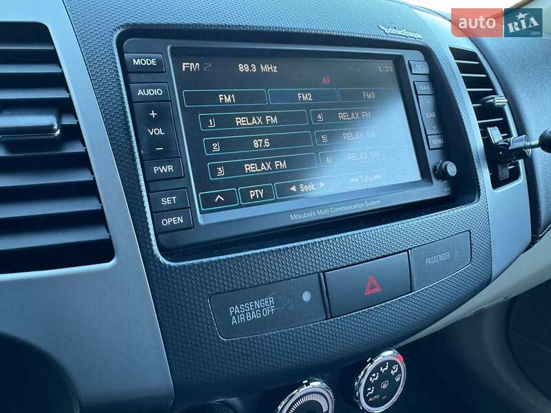 Позашляховик / Кросовер Mitsubishi Outlander 2010 в Івано-Франківську