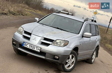 Внедорожник / Кроссовер Mitsubishi Outlander 2004 в Стрые