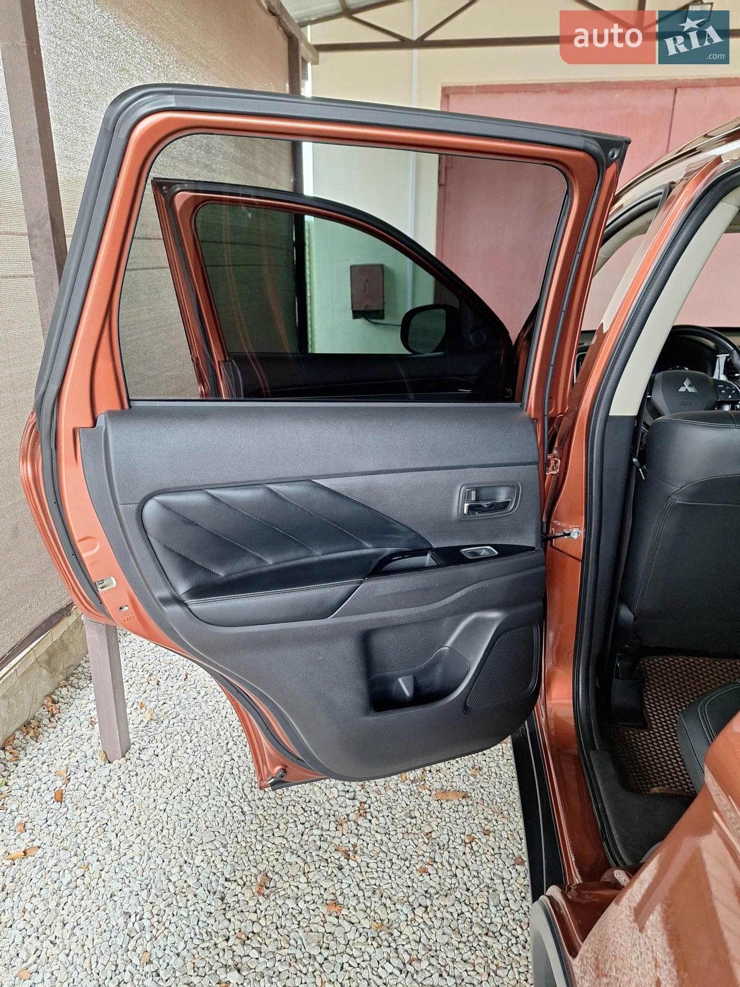 2015 Mitsubishi Outlander - мініатюра 17