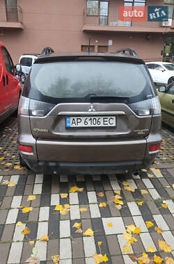 Позашляховик / Кросовер Mitsubishi Outlander 2011 в Києві