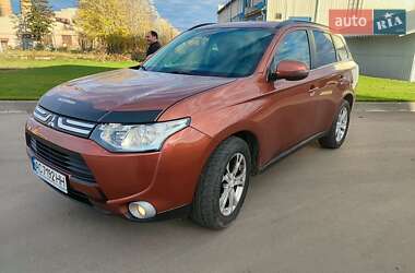 Позашляховик / Кросовер Mitsubishi Outlander 2012 в Луцьку