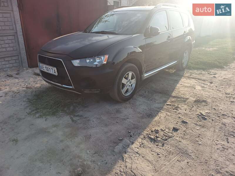 Внедорожник / Кроссовер Mitsubishi Outlander 2011 в Днепре