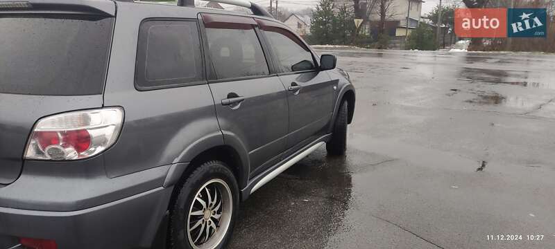 Внедорожник / Кроссовер Mitsubishi Outlander 2008 в Киеве