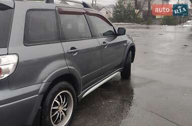 Внедорожник / Кроссовер Mitsubishi Outlander 2008 в 