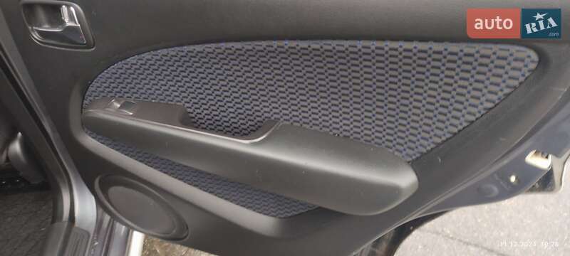 Внедорожник / Кроссовер Mitsubishi Outlander 2008 в Киеве