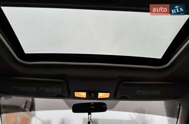 Внедорожник / Кроссовер Mitsubishi Outlander 2014 в 