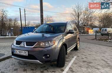 Позашляховик / Кросовер Mitsubishi Outlander 2009 в Стрию