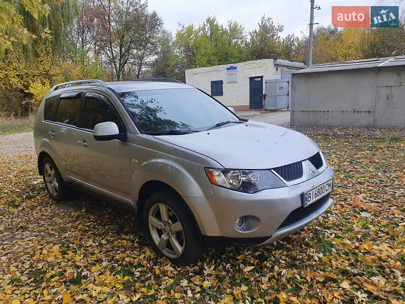 Позашляховик / Кросовер Mitsubishi Outlander 2008 в Кременчуці