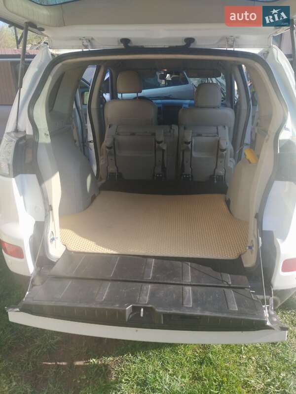Позашляховик / Кросовер Mitsubishi Outlander 2008 в Кам'янець-Подільському
