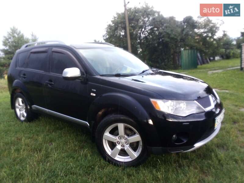 Позашляховик / Кросовер Mitsubishi Outlander 2007 в Львові