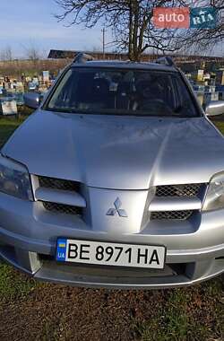 Позашляховик / Кросовер Mitsubishi Outlander 2003 в Южноукраїнську