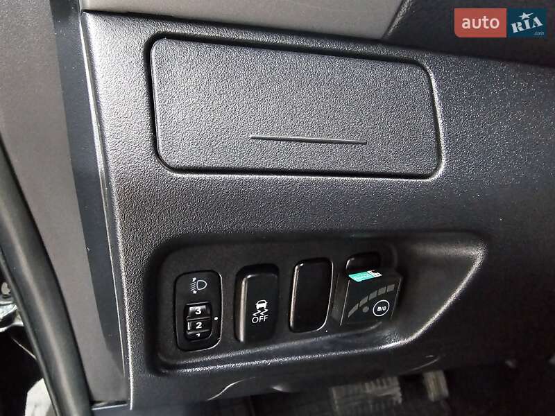 Позашляховик / Кросовер Mitsubishi Outlander 2012 в Кропивницькому