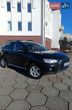 Внедорожник / Кроссовер Mitsubishi Outlander 2011 в Черновцах