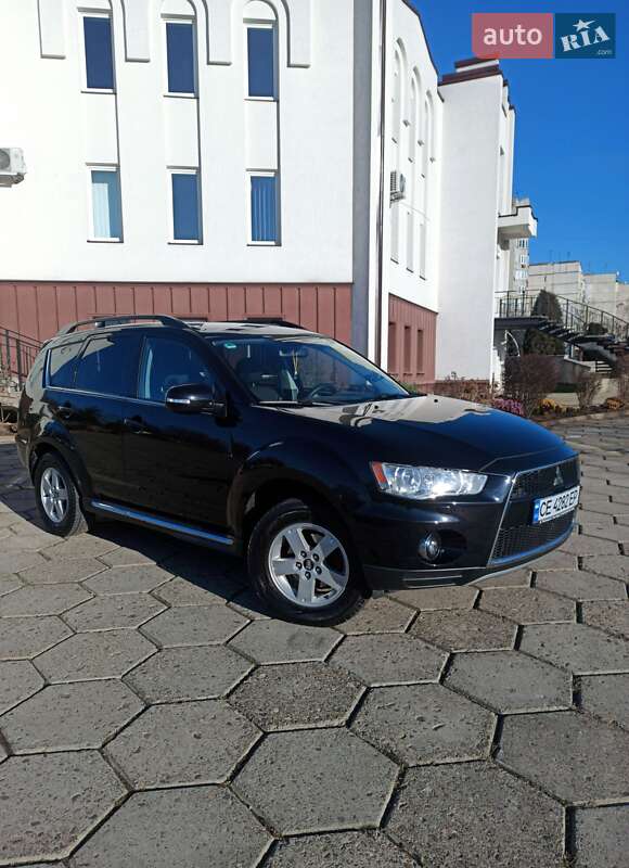 Внедорожник / Кроссовер Mitsubishi Outlander 2011 в Черновцах