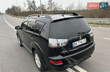 Позашляховик / Кросовер Mitsubishi Outlander 2010 в Хмельницькому