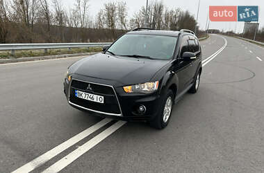 Позашляховик / Кросовер Mitsubishi Outlander 2010 в Хмельницькому