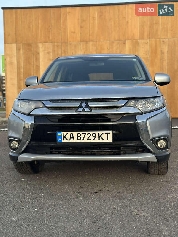 Mitsubishi Outlander 2017