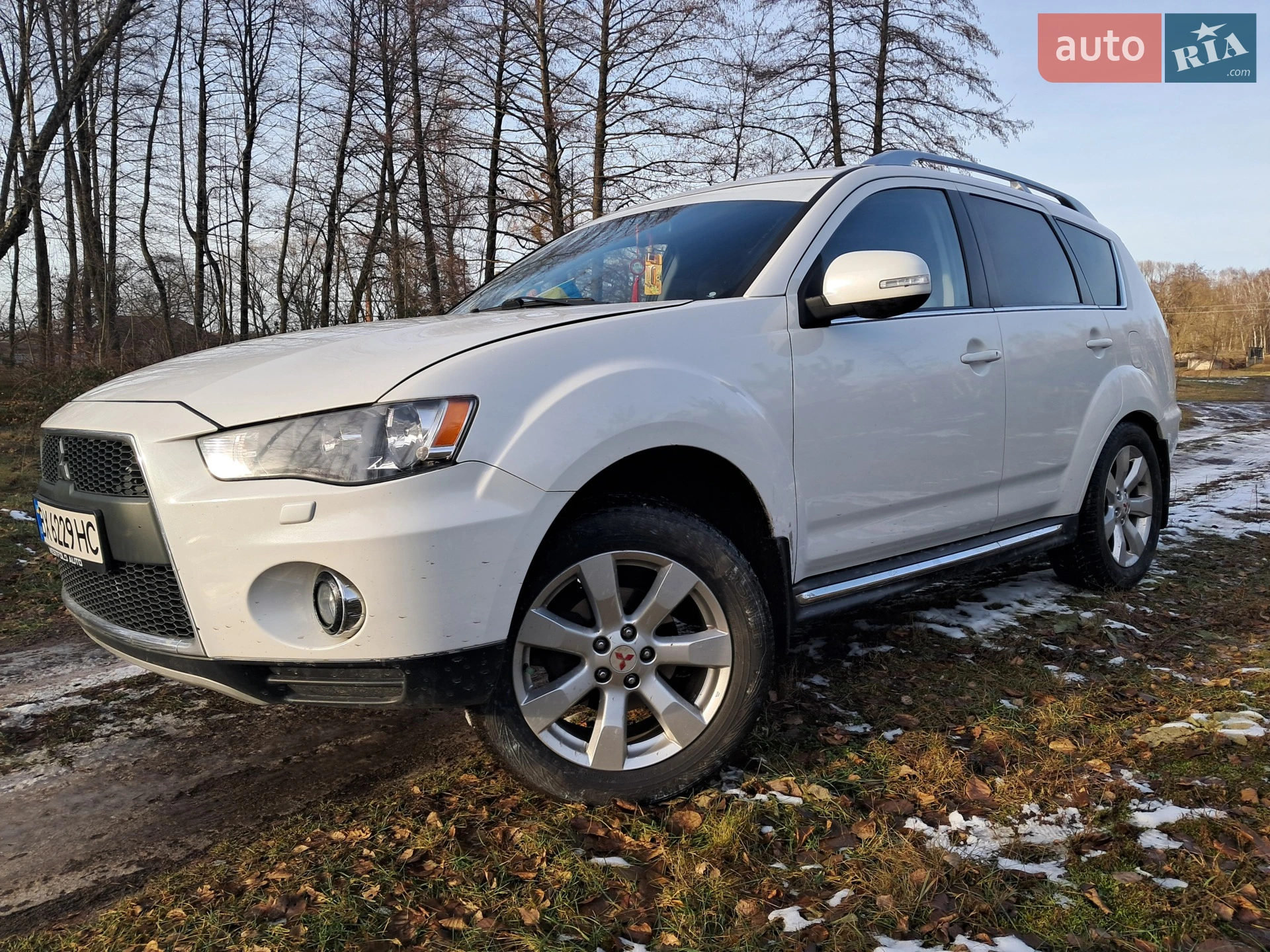 2010 Mitsubishi Outlander - фото 1