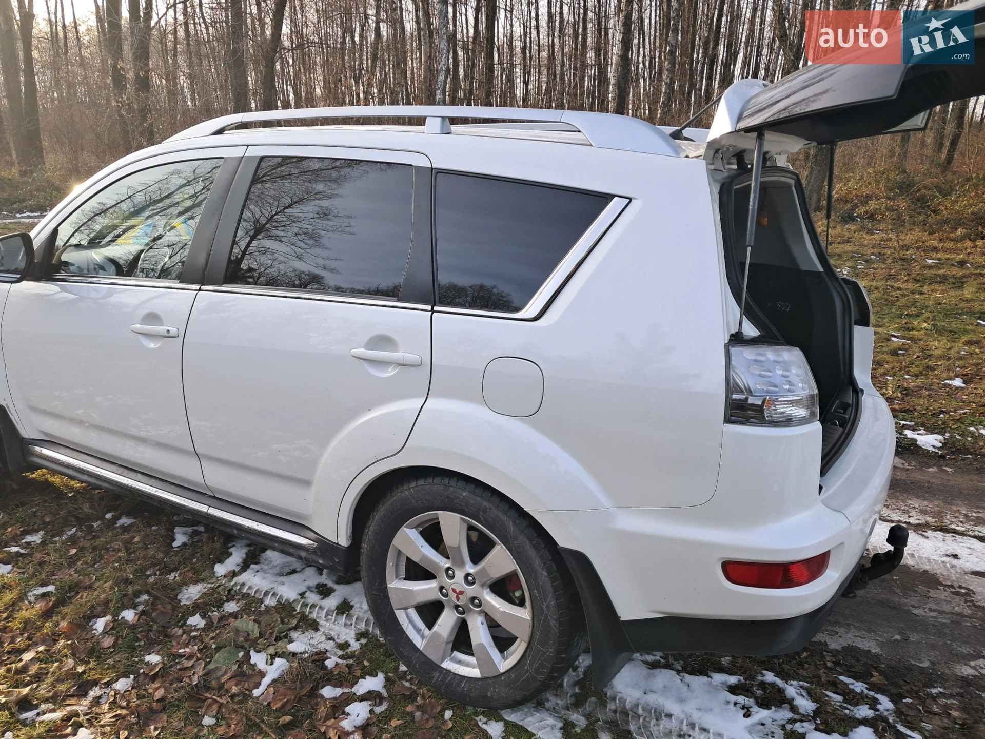 2010 Mitsubishi Outlander - мініатюра 12