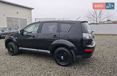 Внедорожник / Кроссовер Mitsubishi Outlander 2008 в 