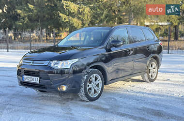 Позашляховик / Кросовер Mitsubishi Outlander 2014 в Бердичеві