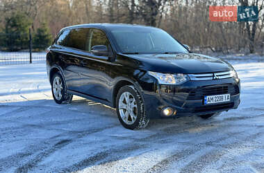 Позашляховик / Кросовер Mitsubishi Outlander 2014 в Бердичеві