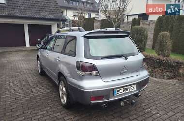 Внедорожник / Кроссовер Mitsubishi Outlander 2003 в Первомайске