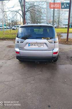 Внедорожник / Кроссовер Mitsubishi Outlander 2007 в 