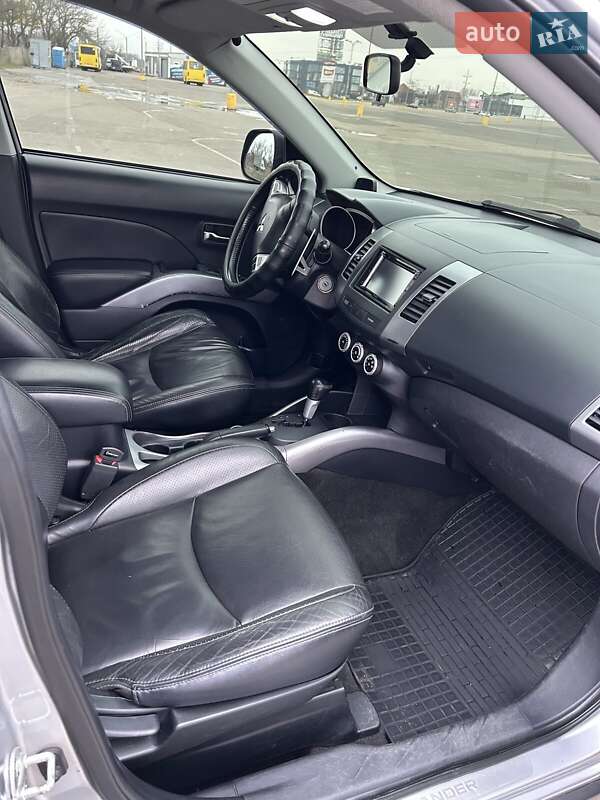 Позашляховик / Кросовер Mitsubishi Outlander 2007 в Одесі