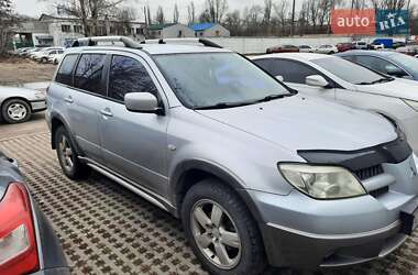 Позашляховик / Кросовер Mitsubishi Outlander 2004 в Києві