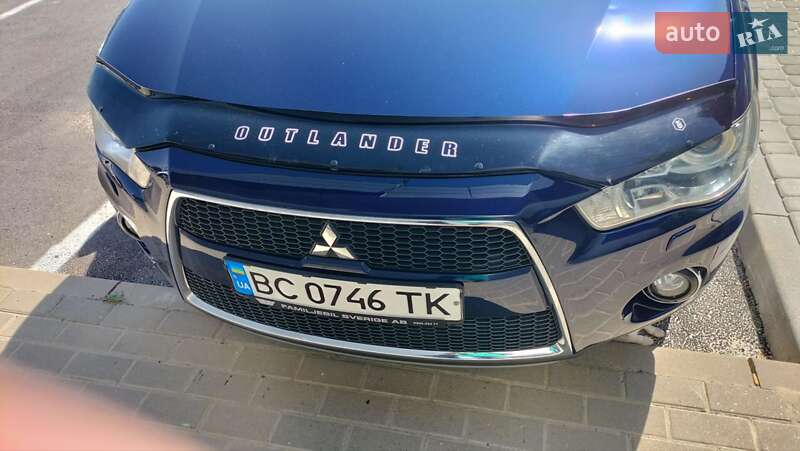 Внедорожник / Кроссовер Mitsubishi Outlander 2011 в Львове
