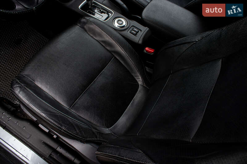 Позашляховик / Кросовер Mitsubishi Outlander 2015 в Львові фото 36 Позашляховик / Кросовер Mitsubishi Outlander 2015 в Львові