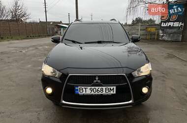 Позашляховик / Кросовер Mitsubishi Outlander 2012 в Харкові